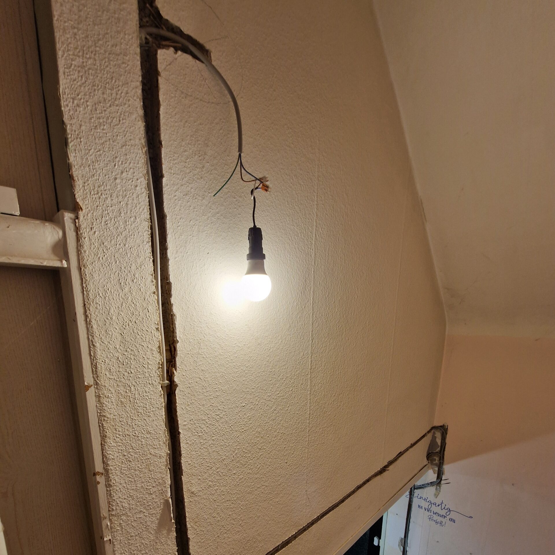 Elektroinstallation Treppenhaus Sanierung Einfamilienhaus Elektriker Karlsruhe